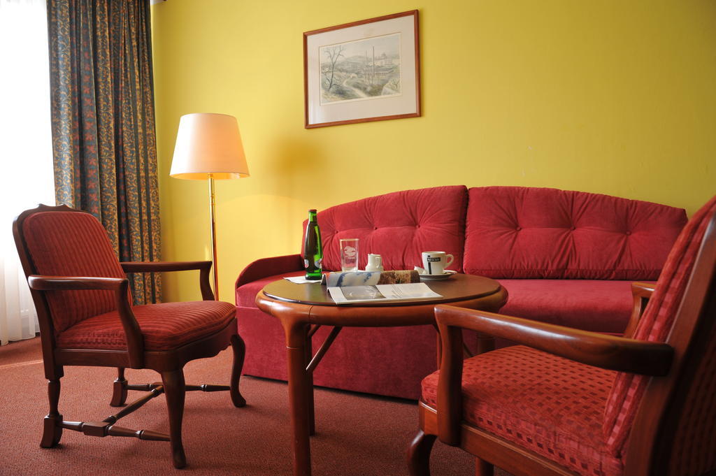 Hotel Krakonos Marianske Lazne Room photo