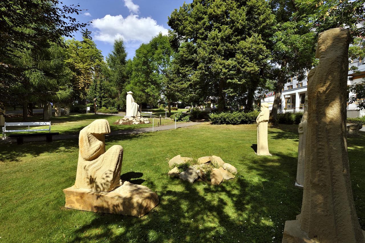 Hotel Krakonos Marianske Lazne Exterior photo